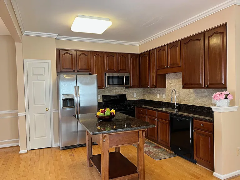 14252 Glade Spring Dr — Photo 10