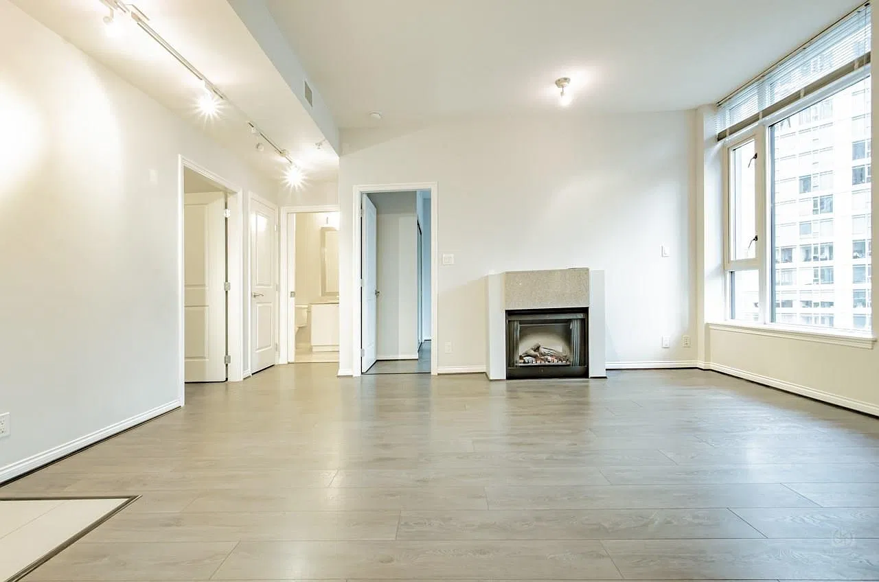 1 bed, 715 sqft, $3,000 — Photo 3