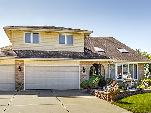 3rd image of 13317 Atlantic Dr