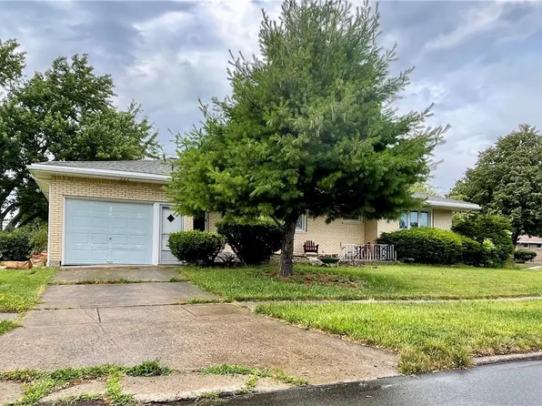 1054 Woodstock Ave, Tonawanda, NY 14150