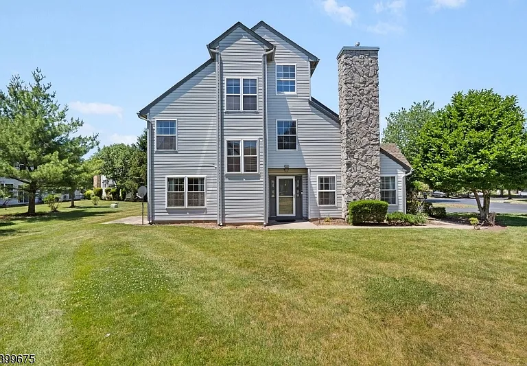 385 Draco Rd — Photo 2