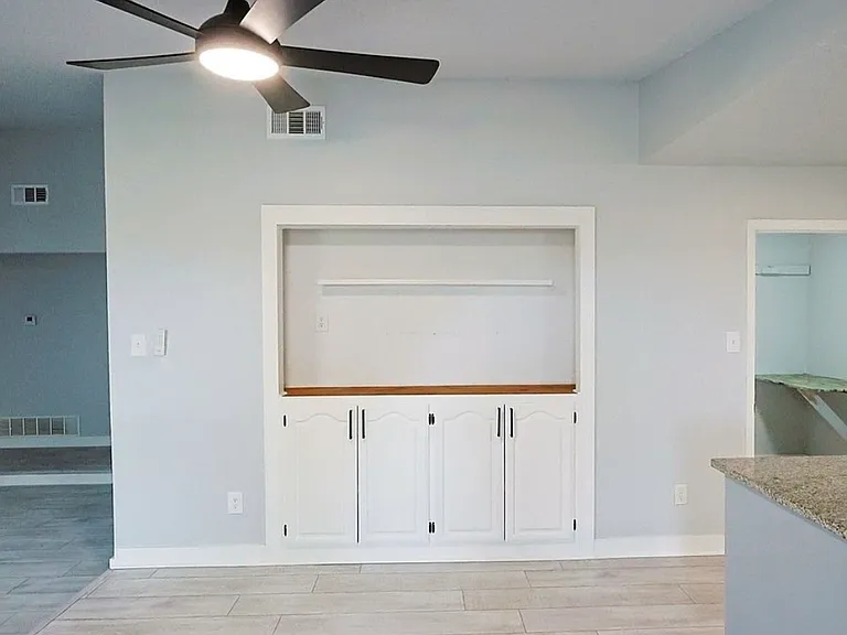 1710 Bob White Ct — Photo 4