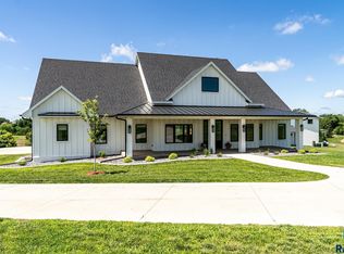 617 N Chestnut Blvd, Brandon, SD 57005