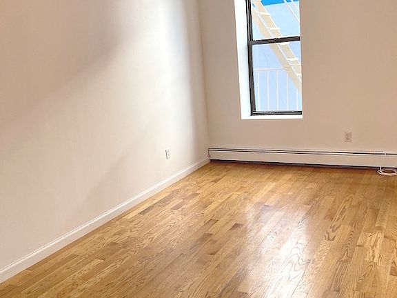 5th image of 201 E 118th St APT 3D