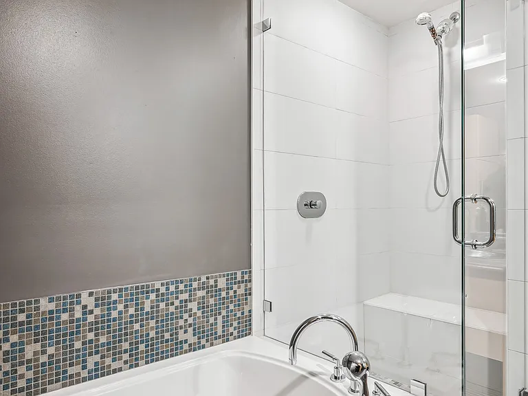1401 Wewatta St #210 — Photo 36