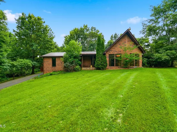 16183 Pocahontas Trl, Meadowview, VA 24361