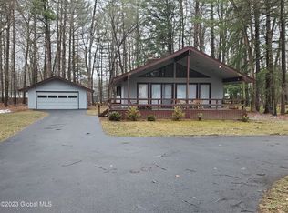 367 Northern Pines Rd, Gansevoort, NY 12831