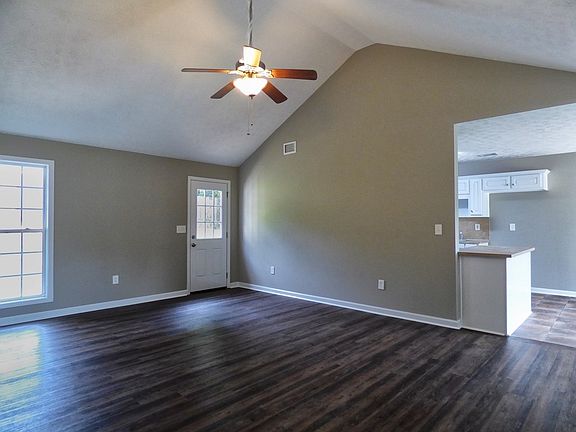 3rd image of 1812 Lonesome Pine Ct