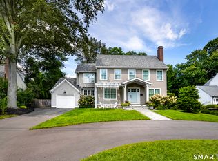 50 University Dr, Fairfield, CT 06824