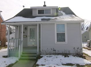 811 21st Ave SW, Cedar Rapids, IA 52404