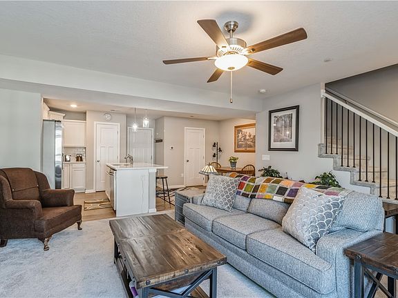 4th image of 6129 Bradford Ln
