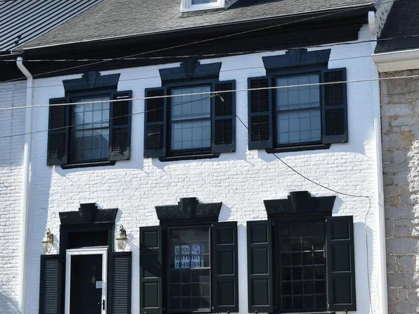 24 N Main St, Mercersburg, PA 17236