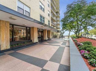 6600 Boulevard E APT 20C, West New York, NJ