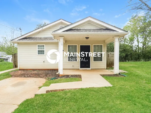 15 Ray St, Newnan, GA 30263