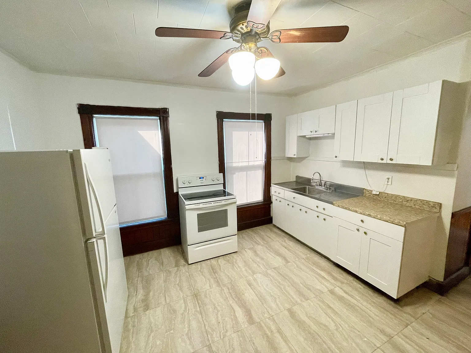 3 bed, 1532 sqft, $2,000 — Photo 2