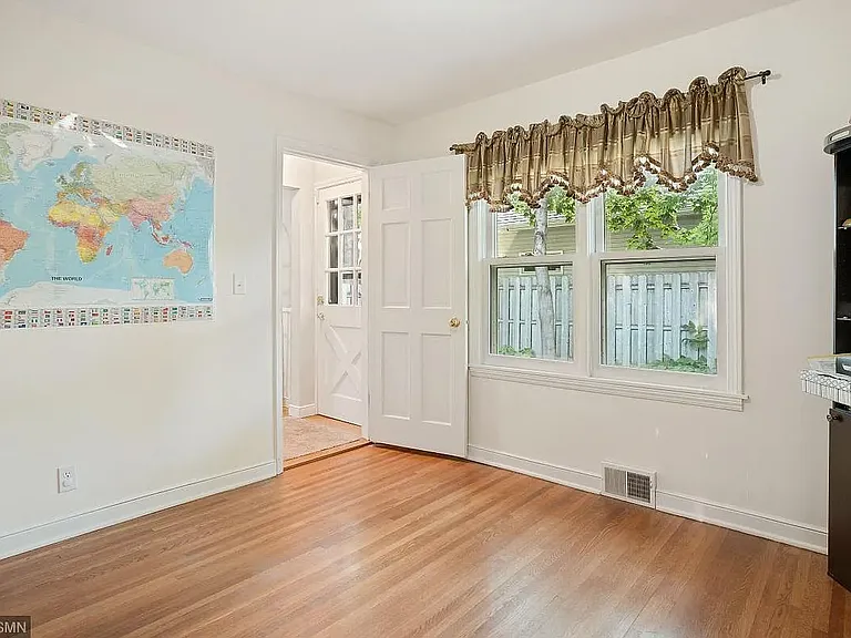 5524 Warwick Pl — Photo 11