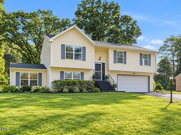 315 Consaul Road, Colonie, NY 12205