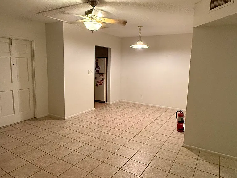 601 Pine Dr #104 — Photo 12