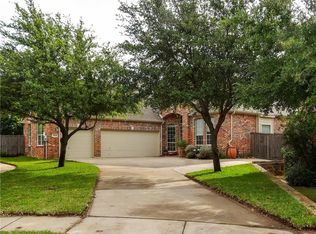 3864 Lakeway Dr, Grapevine, TX 76092