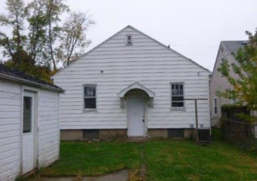 2nd image of 3218 W Humboldt St