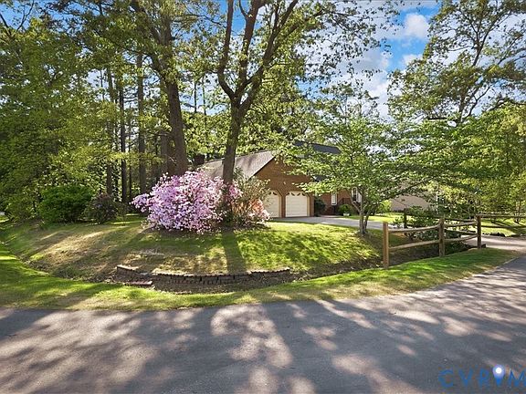 3rd image of 4601 Riderwood Way