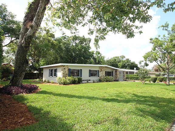2nd image of 1401 Heron Dr