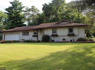738 Navajo Ln, Mendota Heights, MN 55120