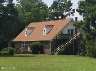 102 Apple Ln #C, Oriental, NC 28571