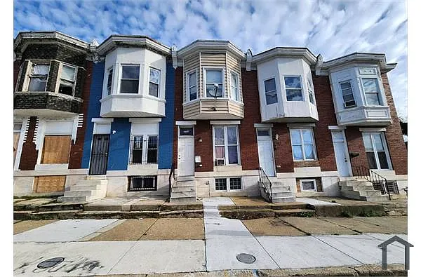 2704 Harlem Ave photo 1