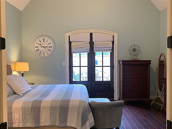 2nd image of 3505 Windrose Dr