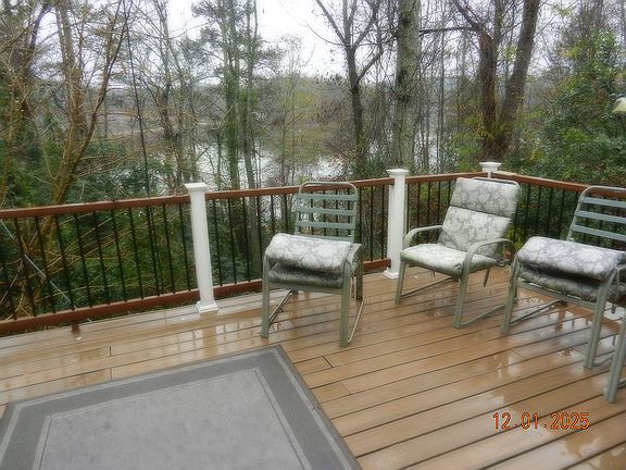 Trex deck with Lake view