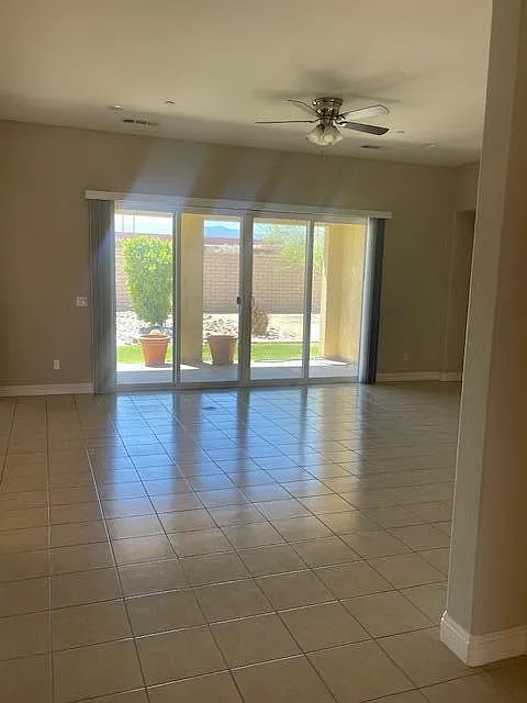 4 bed, 3.5 bath, 2682 sqft, $3,400 — Photo 3
