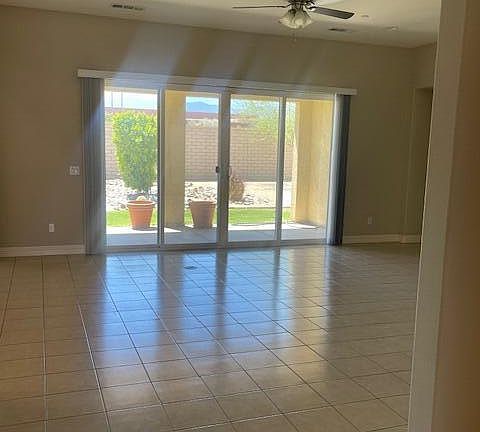 3rd image of 73629 Vermeer Way