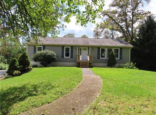 140 Benton Moore Rd, Hopewell Junction, NY 12533