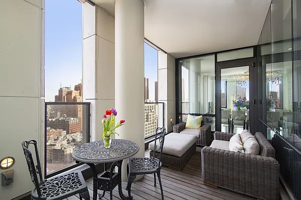 Rented by Halstead Real Estate | media 4