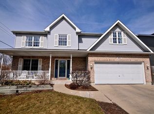 472 E Central Ave, Lombard, IL