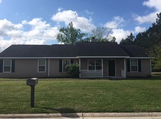303 Grassmere St, Kingsland, GA 31548