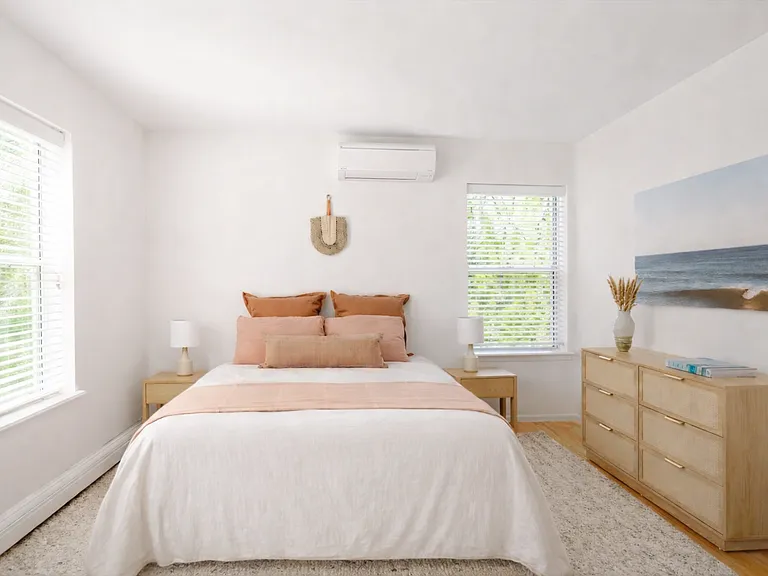 37 Bonac Wood Ln — Photo 7