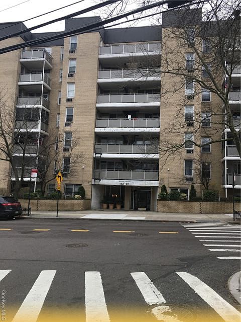 1st image of 14220 84th Dr APT 2M