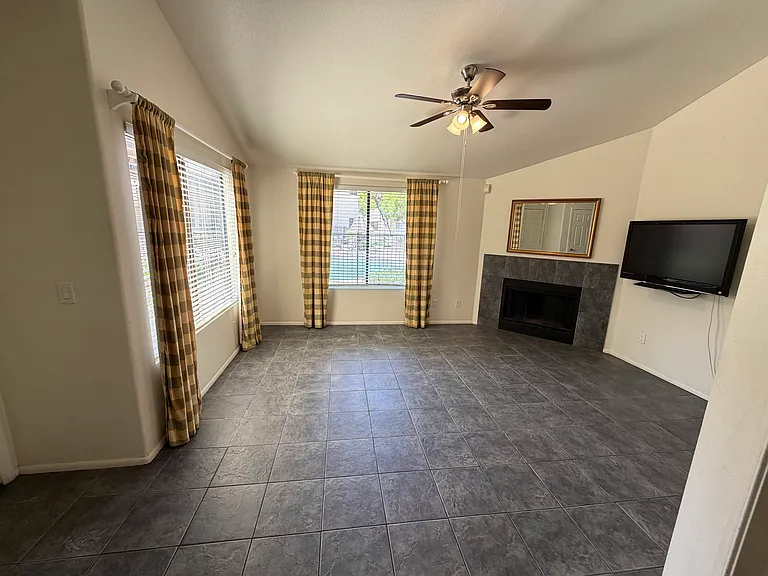 7008 E Gold Dust Ave #124 — Photo 23