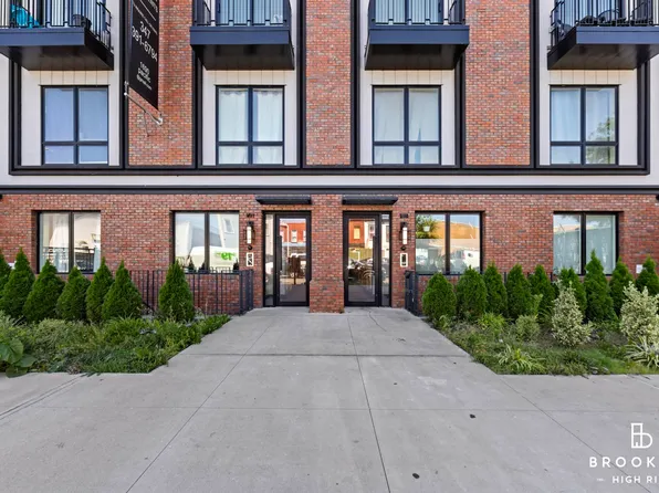 1692 Pacific Street image 17 of 18