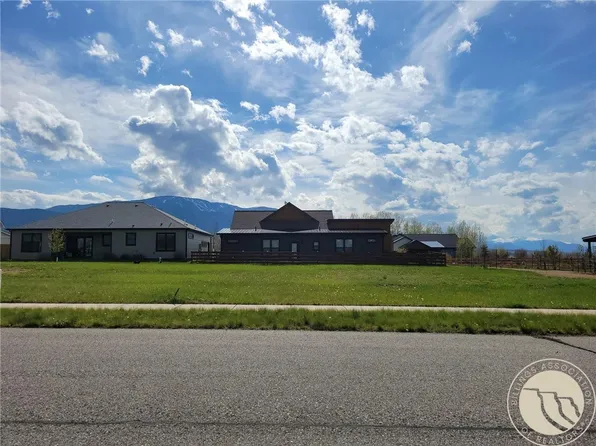 3015 Bluebell Ave, Red Lodge, MT 59068