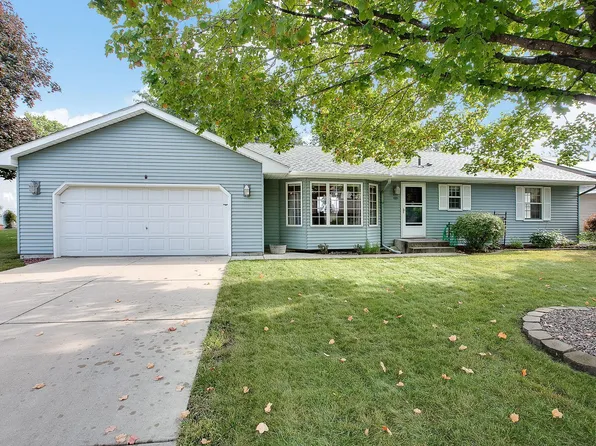 1316 Lincoln Ln, Hastings, MN 55033