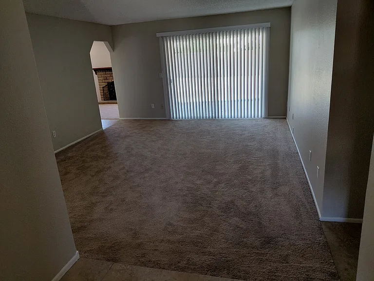 647 W Pantera Ave — Photo 11