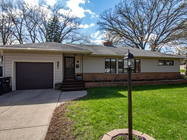 821 N Broadway, Fergus Falls, MN 56537