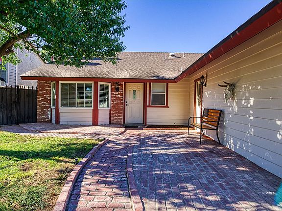 5th image of 532 Heatherglen Dr