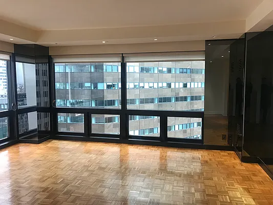 Rented by NY NY Condo, Inc | media 9