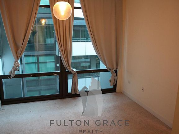 5th image of 660 W Wayman St #570