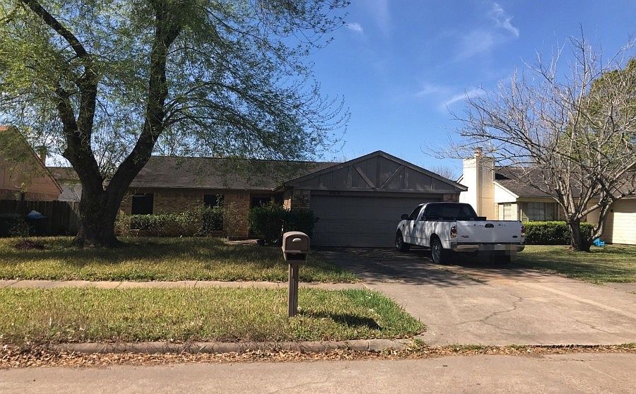 1st image of 16606 Quail Park Dr