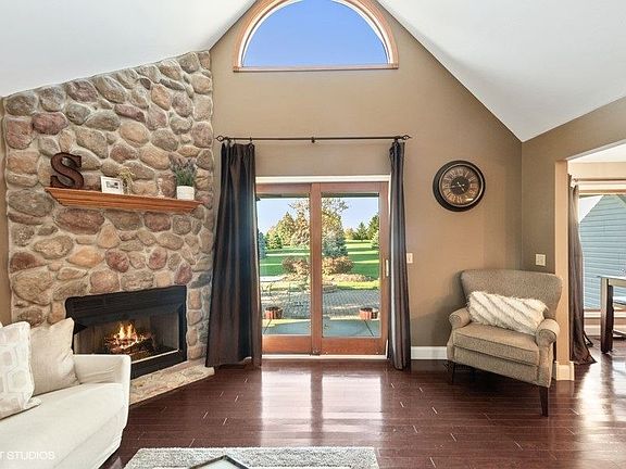 4th image of 4707 Patty Ln